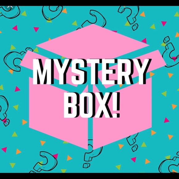 American Eagle Outfitters Other - American Eagle Mystery Box 15+items!! Some NWT.